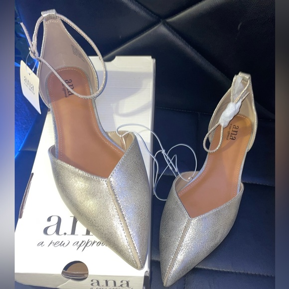 a.n.a Shoes - a.n.a Metallic Silver Pointed Toe Heels
